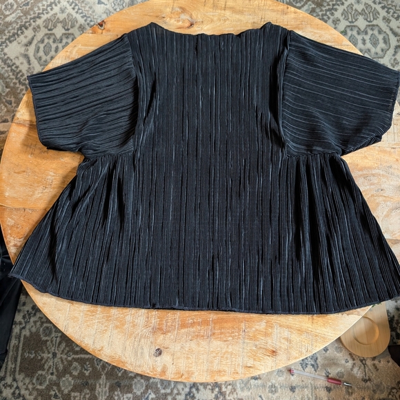 Madewell Black Pleated Blouse - Picture 4 of 6